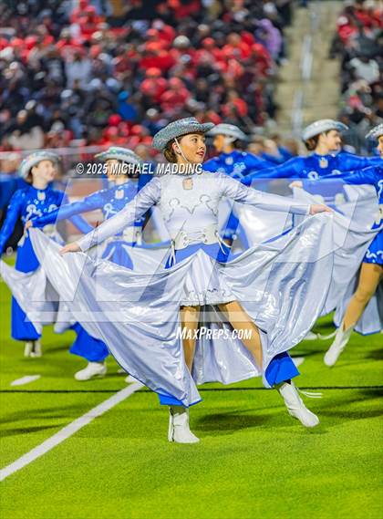 Thumbnail 3 in Port Arthur Memorial vs Barbers Hill (UIL Football 5A D1 Quarterfinal) photogallery.