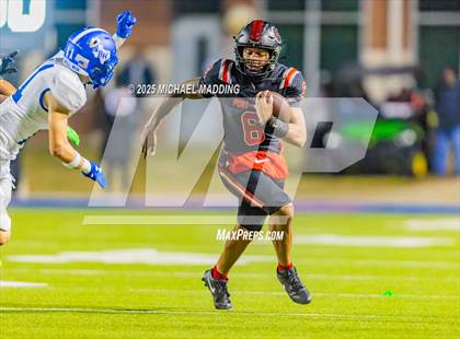 Thumbnail 1 in Port Arthur Memorial vs Barbers Hill (UIL Football 5A D1 Quarterfinal) photogallery.