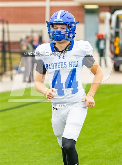 Thumbnail 3 in Port Arthur Memorial vs Barbers Hill (UIL Football 5A D1 Quarterfinal) photogallery.