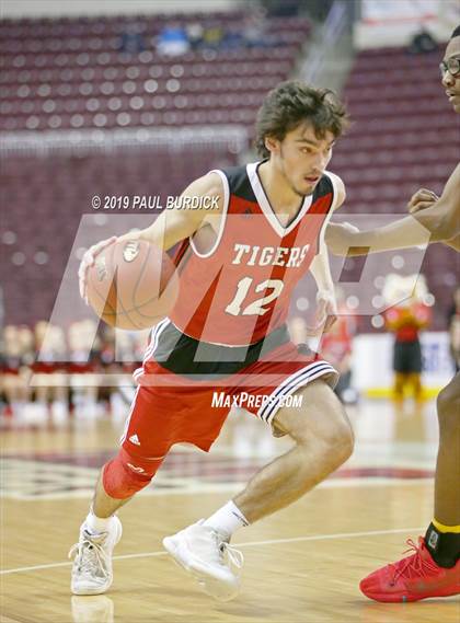 Thumbnail 2 in Moon Area vs. Archbishop Wood (PIAA 5A Championship) photogallery.
