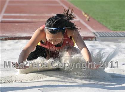 Thumbnail 1 in Valle Vista League Track Finals photogallery.