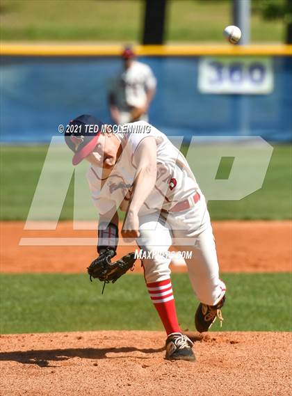 Thumbnail 2 in Episcopal vs Baptist Prep (AAA 3A Regional First Round) photogallery.