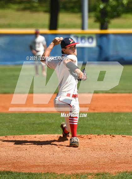 Thumbnail 1 in Episcopal vs Baptist Prep (AAA 3A Regional First Round) photogallery.