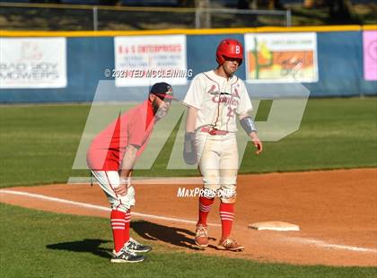 Thumbnail 2 in Episcopal vs Baptist Prep (AAA 3A Regional First Round) photogallery.