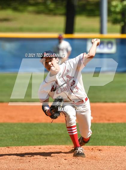 Thumbnail 1 in Episcopal vs Baptist Prep (AAA 3A Regional First Round) photogallery.