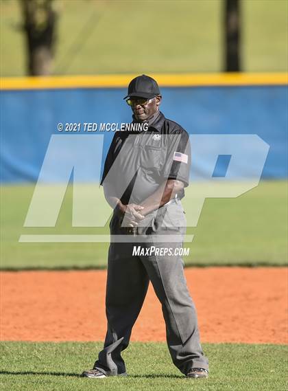 Thumbnail 1 in Episcopal vs Baptist Prep (AAA 3A Regional First Round) photogallery.