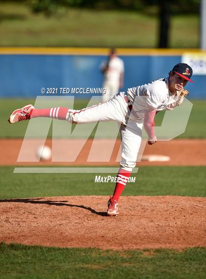 Thumbnail 1 in Episcopal vs Baptist Prep (AAA 3A Regional First Round) photogallery.