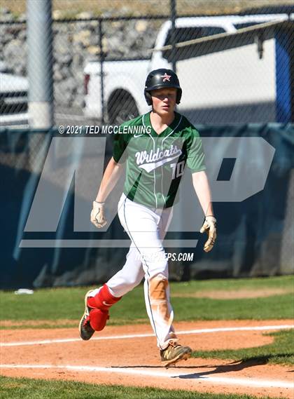 Thumbnail 3 in Episcopal vs Baptist Prep (AAA 3A Regional First Round) photogallery.