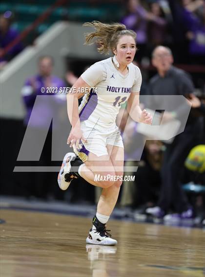 Thumbnail 1 in D'Evelyn vs. Holy Family (CHSAA 4A Championship) photogallery.