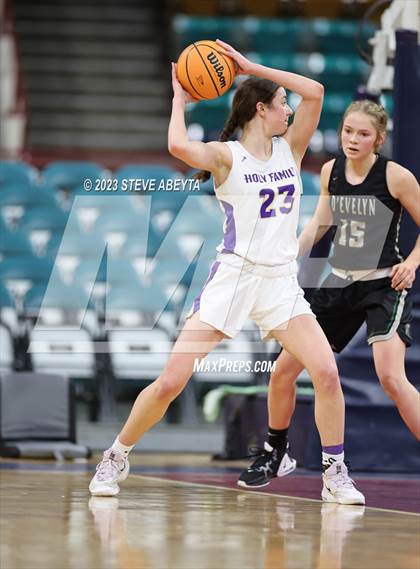 Thumbnail 3 in D'Evelyn vs. Holy Family (CHSAA 4A Championship) photogallery.