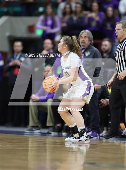 Thumbnail 3 in D'Evelyn vs. Holy Family (CHSAA 4A Championship) photogallery.