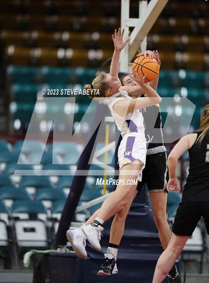 Thumbnail 3 in D'Evelyn vs. Holy Family (CHSAA 4A Championship) photogallery.