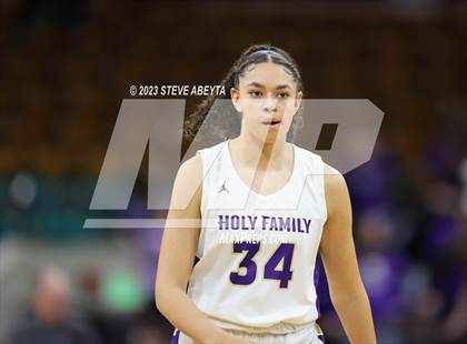 Thumbnail 1 in D'Evelyn vs. Holy Family (CHSAA 4A Championship) photogallery.