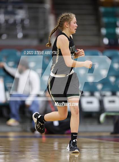 Thumbnail 3 in D'Evelyn vs. Holy Family (CHSAA 4A Championship) photogallery.