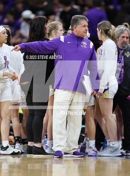 Thumbnail 3 in D'Evelyn vs. Holy Family (CHSAA 4A Championship) photogallery.