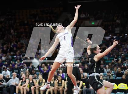 Thumbnail 3 in D'Evelyn vs. Holy Family (CHSAA 4A Championship) photogallery.