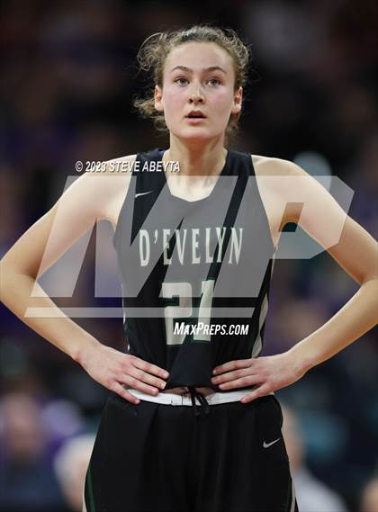Thumbnail 1 in D'Evelyn vs. Holy Family (CHSAA 4A Championship) photogallery.