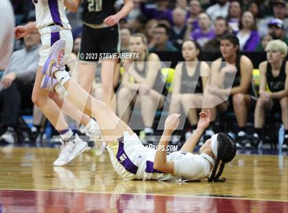 Thumbnail 3 in D'Evelyn vs. Holy Family (CHSAA 4A Championship) photogallery.