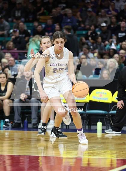 Thumbnail 2 in D'Evelyn vs. Holy Family (CHSAA 4A Championship) photogallery.
