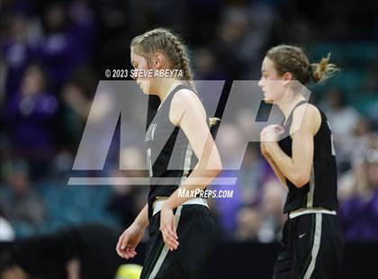 Thumbnail 3 in D'Evelyn vs. Holy Family (CHSAA 4A Championship) photogallery.