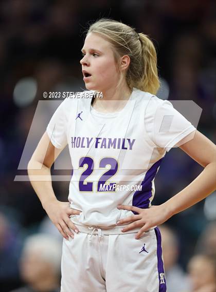 Thumbnail 1 in D'Evelyn vs. Holy Family (CHSAA 4A Championship) photogallery.