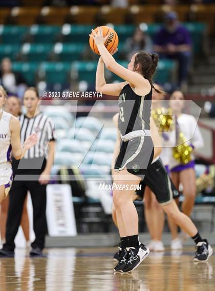 Thumbnail 1 in D'Evelyn vs. Holy Family (CHSAA 4A Championship) photogallery.