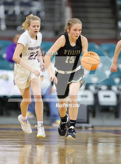 Thumbnail 2 in D'Evelyn vs. Holy Family (CHSAA 4A Championship) photogallery.