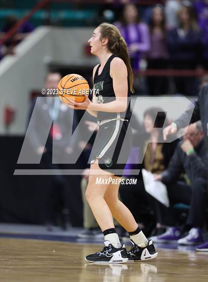Thumbnail 1 in D'Evelyn vs. Holy Family (CHSAA 4A Championship) photogallery.