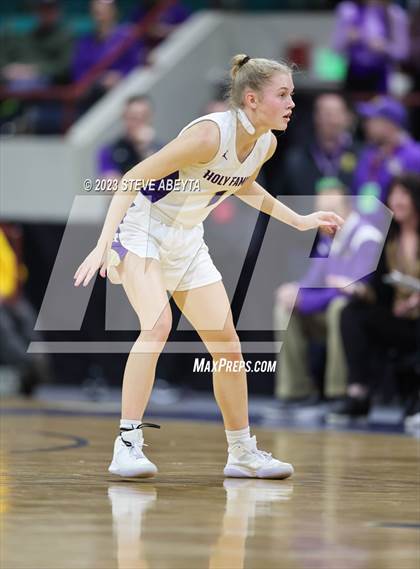 Thumbnail 3 in D'Evelyn vs. Holy Family (CHSAA 4A Championship) photogallery.