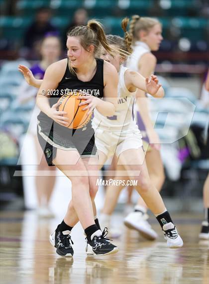 Thumbnail 2 in D'Evelyn vs. Holy Family (CHSAA 4A Championship) photogallery.