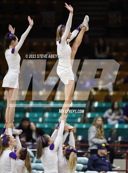 Thumbnail 1 in D'Evelyn vs. Holy Family (CHSAA 4A Championship) photogallery.