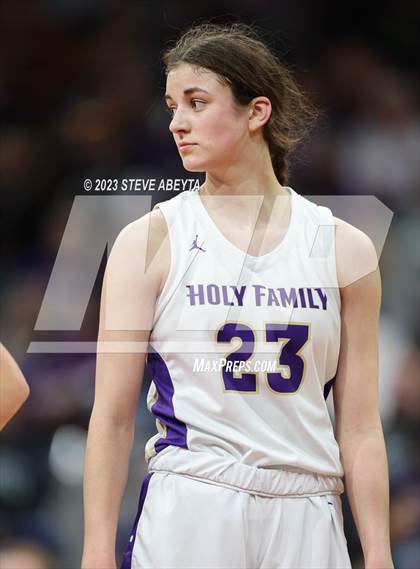 Thumbnail 3 in D'Evelyn vs. Holy Family (CHSAA 4A Championship) photogallery.