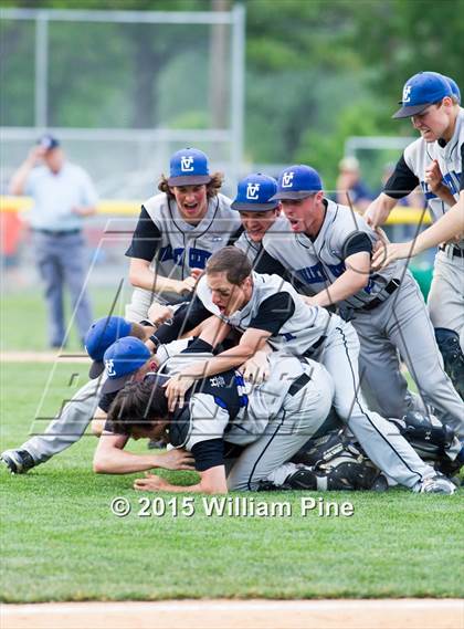 Thumbnail 3 in Valley Central vs. Minisink Valley (Section 9 Class AA Final) photogallery.