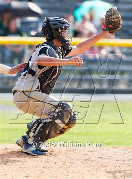 Thumbnail 3 in Valley Central vs. Minisink Valley (Section 9 Class AA Final) photogallery.