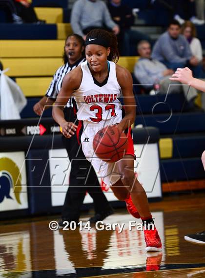 Thumbnail 2 in Cannon County vs Ooltewah (Sale Creek Christmas Tournament) photogallery.