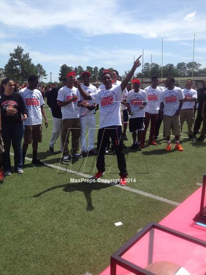 Thumbnail 1 in North Shore TOC Ceremony photogallery.