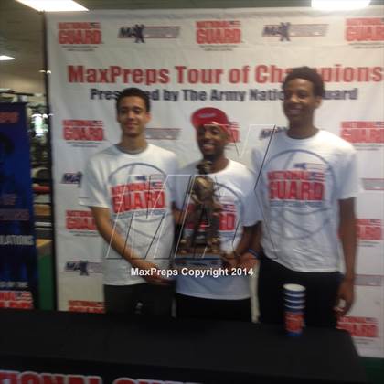 Thumbnail 3 in North Shore TOC Ceremony photogallery.