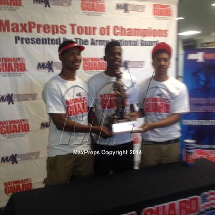 Thumbnail 2 in North Shore TOC Ceremony photogallery.