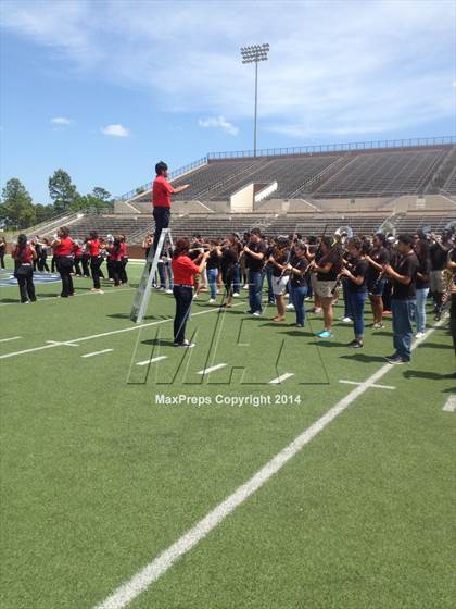 Thumbnail 3 in North Shore TOC Ceremony photogallery.
