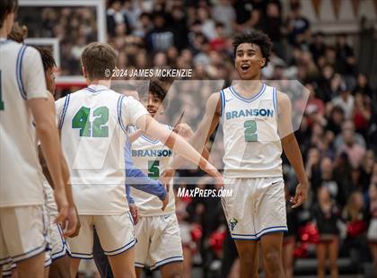 Thumbnail 1 in Branson vs. Redwood (MCAL Final) photogallery.
