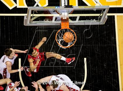 Thumbnail 2 in Holmes vs Dixie (KHSAA 9th Region Semifinal) photogallery.