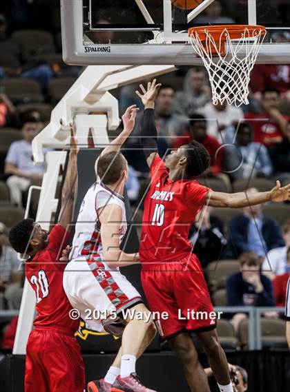 Thumbnail 2 in Holmes vs Dixie (KHSAA 9th Region Semifinal) photogallery.