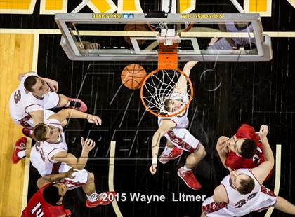 Thumbnail 3 in Holmes vs Dixie (KHSAA 9th Region Semifinal) photogallery.
