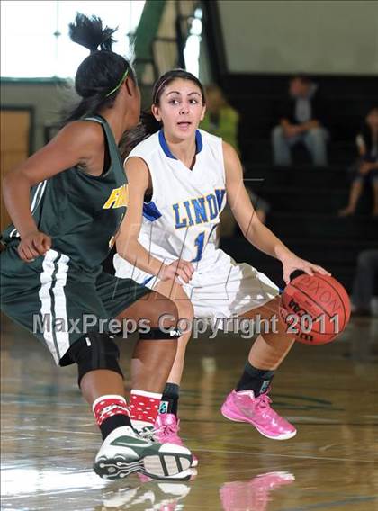 Thumbnail 1 in Franklin vs. Linden (Ram Jam) photogallery.