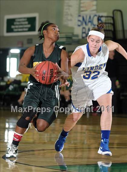 Thumbnail 2 in Franklin vs. Linden (Ram Jam) photogallery.