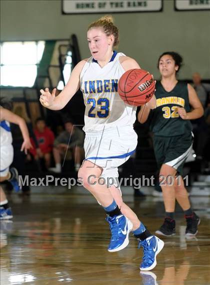 Thumbnail 2 in Franklin vs. Linden (Ram Jam) photogallery.