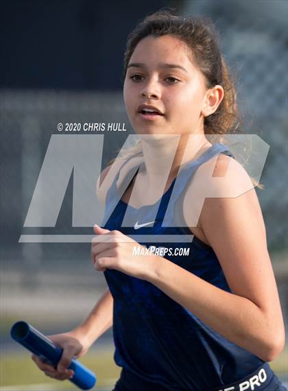Thumbnail 1 in Berkeley Prep Track and Field invitational photogallery.