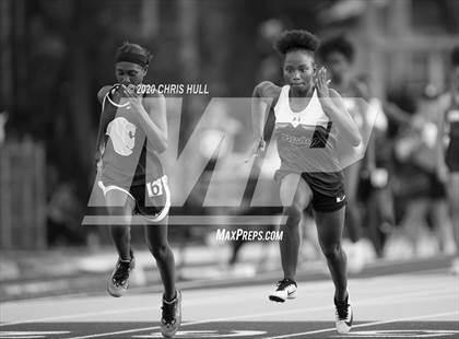 Thumbnail 1 in Berkeley Prep Track and Field invitational photogallery.