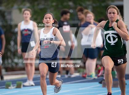 Thumbnail 2 in Berkeley Prep Track and Field invitational photogallery.