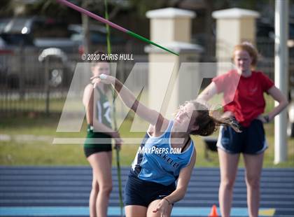 Thumbnail 3 in Berkeley Prep Track and Field invitational photogallery.